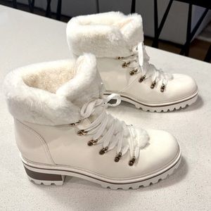 BRAND NEW!  White winter boots with faux fur